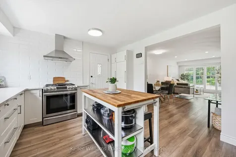 4493 Bennett Road Burlington ON L7L 1Y5