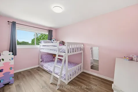 4493 Bennett Road Burlington ON L7L 1Y5