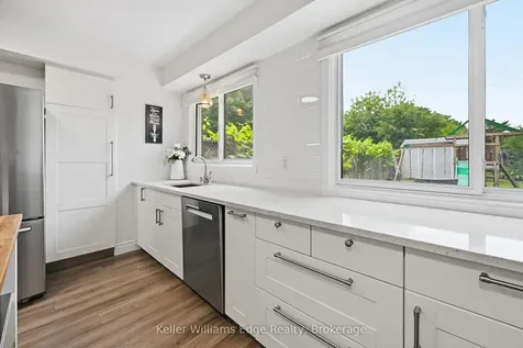 4493 Bennett Road Burlington ON L7L 1Y5