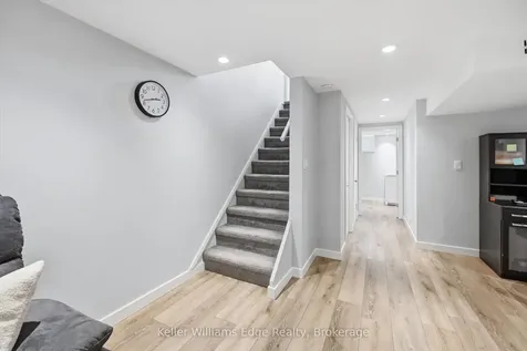 4493 Bennett Road Burlington ON L7L 1Y5