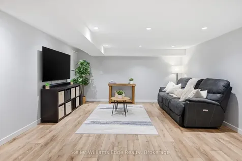 4493 Bennett Road Burlington ON L7L 1Y5
