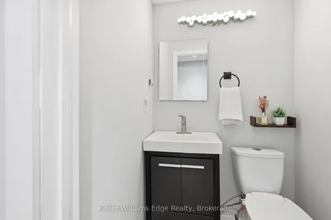 4493 Bennett Road Burlington ON L7L 1Y5