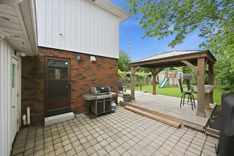 4493 Bennett Road Burlington ON L7L 1Y5