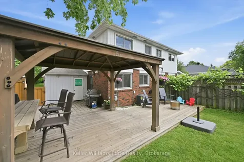 4493 Bennett Road Burlington ON L7L 1Y5
