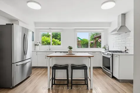 4493 Bennett Road Burlington ON L7L 1Y5