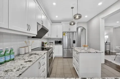 2416 Village Common Oakville ON L6M 0S2