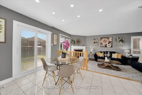 26 Country Stroll Crescent Caledon ON L7E 2H3