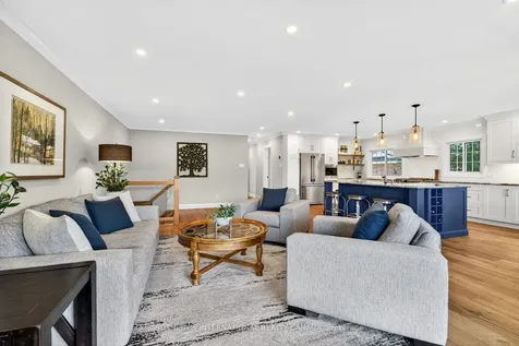 1115 Havendale Boulevard Burlington ON L7P 3E2