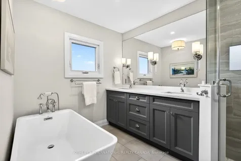 1115 Havendale Boulevard Burlington ON L7P 3E2