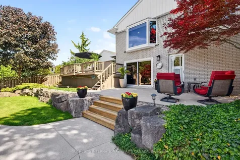 1115 Havendale Boulevard Burlington ON L7P 3E2