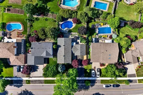 1115 Havendale Boulevard Burlington ON L7P 3E2