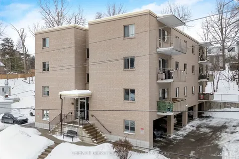 49 Park Avenue Halton Hills ON L7G 3H9