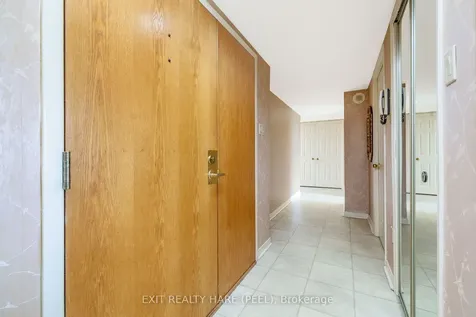 58 Church Street E Brampton ON L6V 4A8