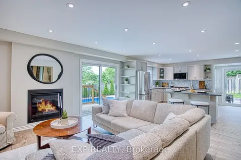 1340 Monmouth Drive Burlington ON L7P 3J6
