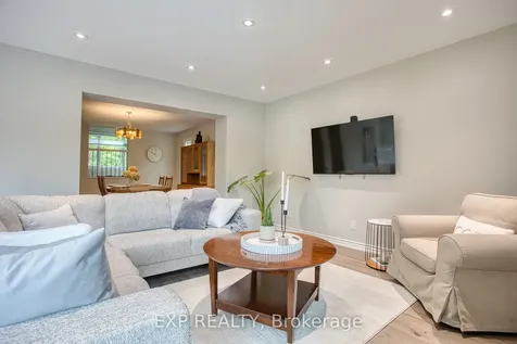 1340 Monmouth Drive Burlington ON L7P 3J6