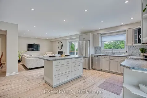 1340 Monmouth Drive Burlington ON L7P 3J6