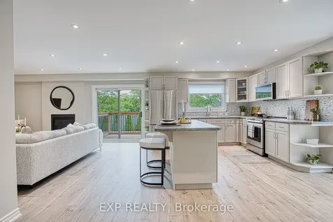 1340 Monmouth Drive Burlington ON L7P 3J6