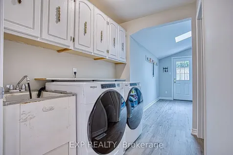 1340 Monmouth Drive Burlington ON L7P 3J6
