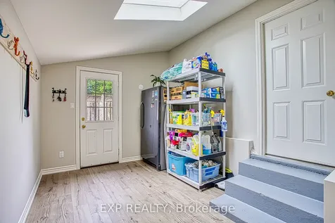 1340 Monmouth Drive Burlington ON L7P 3J6