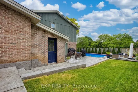 1340 Monmouth Drive Burlington ON L7P 3J6