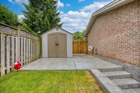 1340 Monmouth Drive Burlington ON L7P 3J6