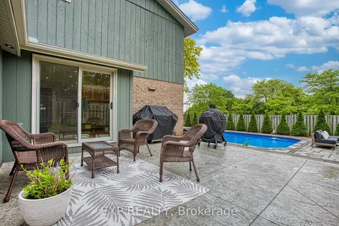 1340 Monmouth Drive Burlington ON L7P 3J6
