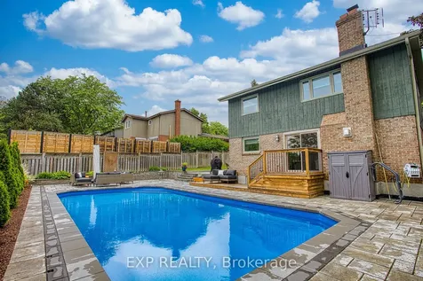 1340 Monmouth Drive Burlington ON L7P 3J6