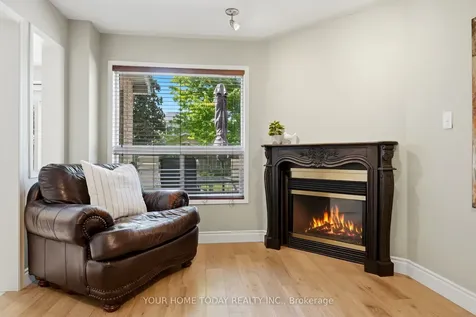 5 Curry Crescent Halton Hills ON L7G 5L4