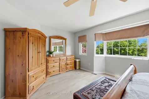 5 Curry Crescent Halton Hills ON L7G 5L4