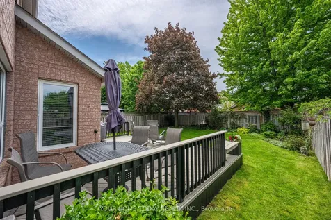 5 Curry Crescent Halton Hills ON L7G 5L4