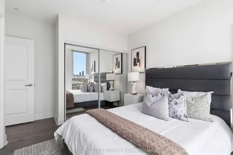 15 Zorra Street Toronto ON M8Z 0C1