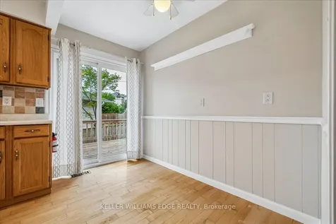 668 Bridle Wood Burlington ON L7L 4E1