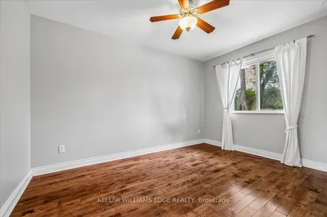 668 Bridle Wood Burlington ON L7L 4E1