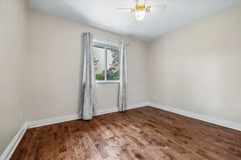 668 Bridle Wood Burlington ON L7L 4E1