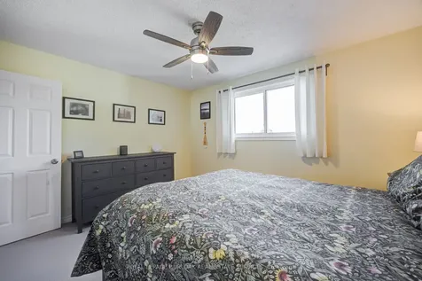 2348 Malcolm Crescent Burlington ON L7P 4H4
