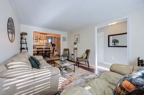 2348 Malcolm Crescent Burlington ON L7P 4H4