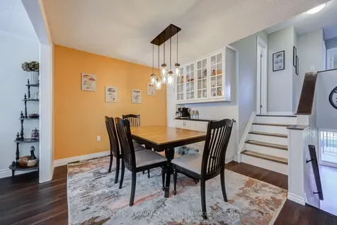 2348 Malcolm Crescent Burlington ON L7P 4H4