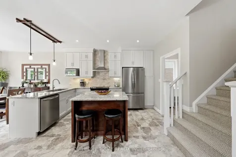 8 Trinity Court Halton Hills ON L7J 0A2