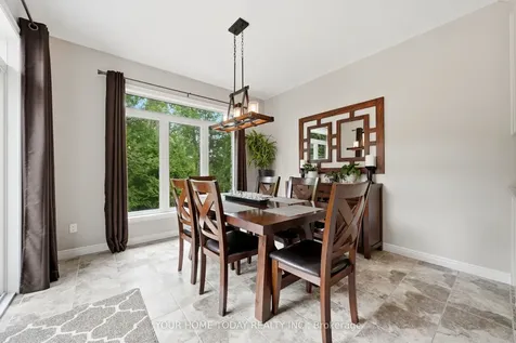 8 Trinity Court Halton Hills ON L7J 0A2