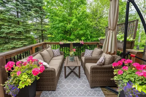 8 Trinity Court Halton Hills ON L7J 0A2