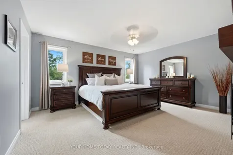 8 Trinity Court Halton Hills ON L7J 0A2