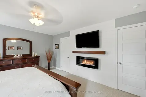 8 Trinity Court Halton Hills ON L7J 0A2