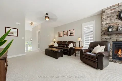 8 Trinity Court Halton Hills ON L7J 0A2