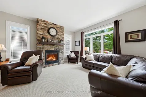 8 Trinity Court Halton Hills ON L7J 0A2