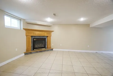 2395 Edenhurst Drive Mississauga ON L5A 2L1