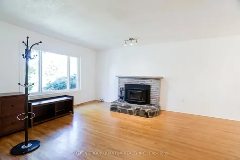 2395 Edenhurst Drive Mississauga ON L5A 2L1