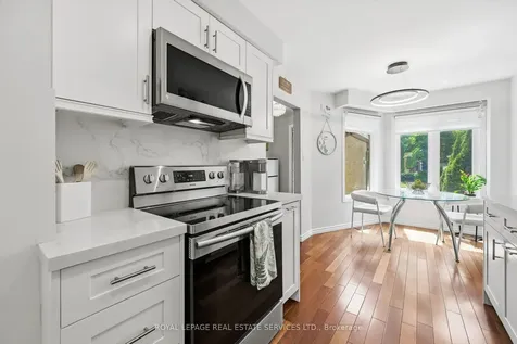 1156 Potters Wheel Crescent Oakville ON L6M 1J2