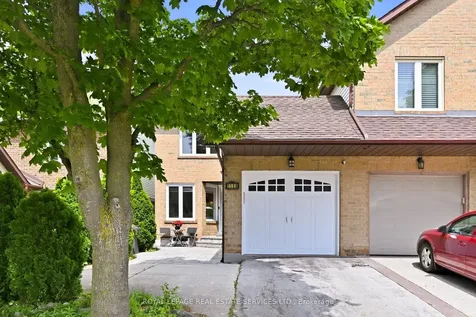 1156 Potters Wheel Crescent Oakville ON L6M 1J2