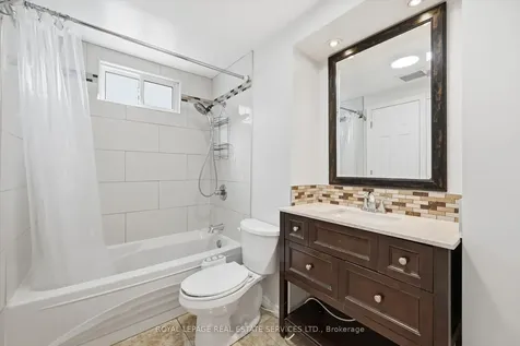 1156 Potters Wheel Crescent Oakville ON L6M 1J2