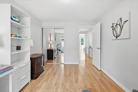 1156 Potters Wheel Crescent Oakville ON L6M 1J2